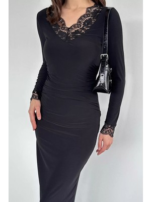 Gülseli Kadın V Yaka Dantel Detaylı Likralı Büzgülü Elbise P-00020620