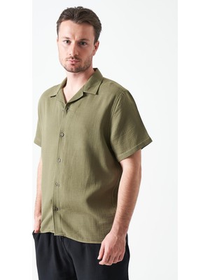 Tena Erkek Haki Kısa Kol Apaj Yaka Müslin Regular Gömlek