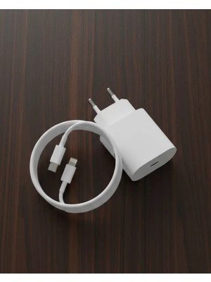 Butik iPhone 14 13 12 11 Pro Max Xr Xs 20W Hızlı Şarj Adaptörü