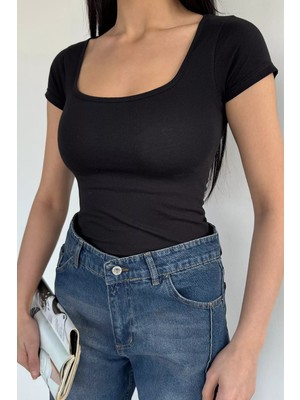 Gülseli Kadın Kare Yaka Likralı Basic Body Bluz P-00020550