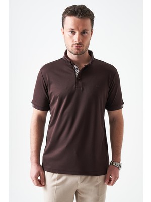 Tena Erkek Kahve Ayaklı Düğmeli Yaka Desenli Şerit Detaylı Tişört