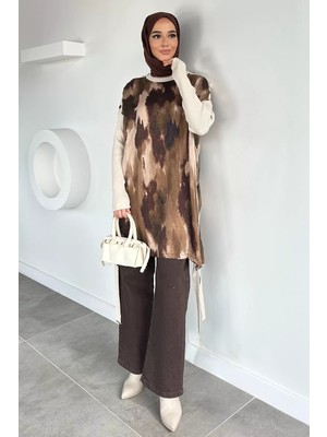 Julude Gülseli Düğme Detaylı Ipek Kübra Kumaş Tesettür Triko Tunik P-00020681