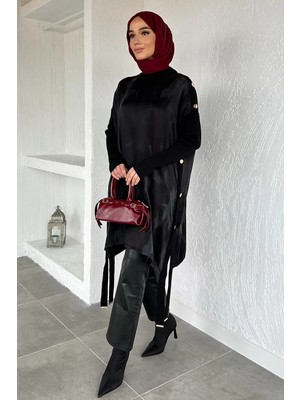 Julude Gülseli Düğme Detaylı Ipek Kübra Kumaş Tesettür Triko Tunik P-00020681