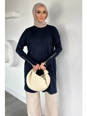 Julude Gülseli Kol Fermuar Detaylı Tesettür Triko Tunik P-00020679