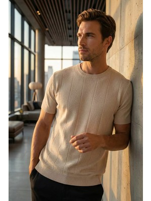 Erkek Bisiklet Yaka Çizgi Desenli Likralı Triko Tişört P-00020488