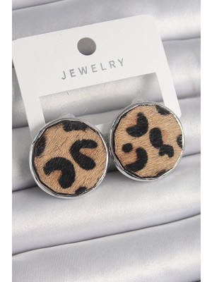 İlkyaz Fashion Pirinç Gümüş Renk Daire Plaka Model Leopar Desenli Kadın Küpe - TJ-BKP9890
