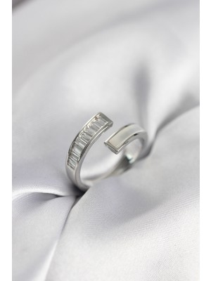 İlkyaz Fashion Gümüş Renk Sedefli Baget Zirkon Taşlı Kadın Yüzük - TJ-BYK3952