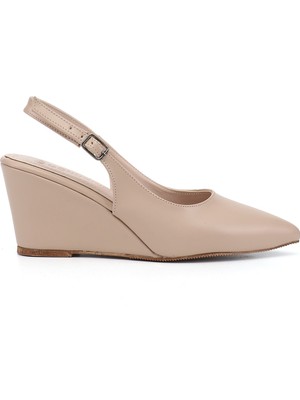 Gönderi® Kadın Bej Dolgu Topuklu Arkası Açık Ayakkabı