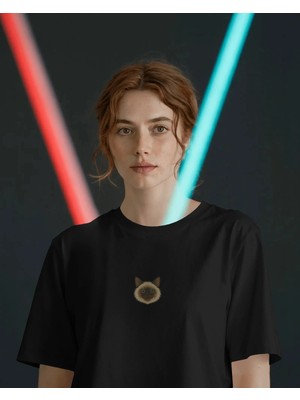 Muhtar Store Kadın Siyam Kedisi Baskılı Oversize Tişört – Minimal Siamese Cat Tasarım