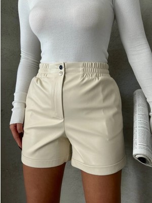 Epilons Beli Lastikli Çıtçıtlı Deri Şort W241007