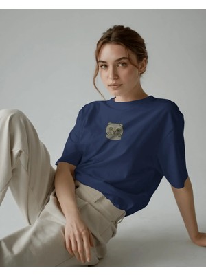 Muhtar Store Scottish Fold Kedi Baskılı Kadın Oversize Tişört – Minimal Cat Tasarım