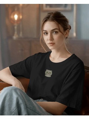 Muhtar Store Scottish Fold Kedi Baskılı Kadın Oversize Tişört – Minimal Cat Tasarım