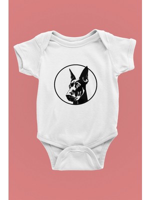 Darkhane Doberman Bakışı - Köpek Baskılı Unisex Beyaz Bebek Body - Zıbın BB007