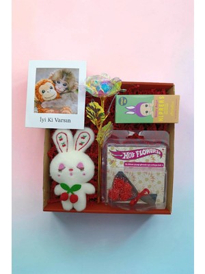 İnci Sepette Kişiselleştirilmiş Hediye Paketi Karışık Ürünler Kutusu