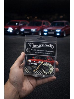 İnci Sepette Fotaş Temalı Sevgiliye Ilk Çiçek Hediyesi - Araba & Solmayan Gül Tasarımlı Mini Buketi Özel Konsept