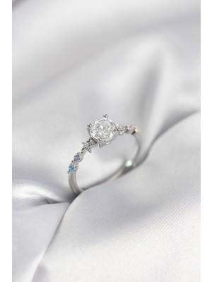 Eco Lounge Tek Taş Model Zirkon Taşlı Gümüş Renk Kadın Yüzük