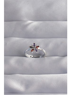 Eco Lounge Pirinç Gümüş Renk Renkli Zirkon Taşlı Ayarlamalı Yüzük