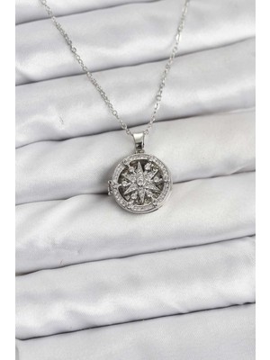 Ergün Collection 316L Çelik Zincir Gümüş Renk Kutup Yıldızı Kapaklı Model Kadın Kolye