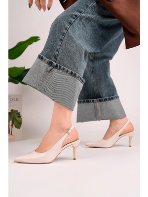 Homiro Kadın Sivri Burun Metal Detaylı Ince Topuklu Slingback Ayakkabı - Bej