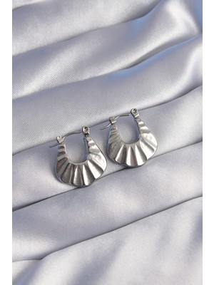 Ergün Collection 316L Çelik Gümüş Renk Kabartmalı Görünüm Küpe