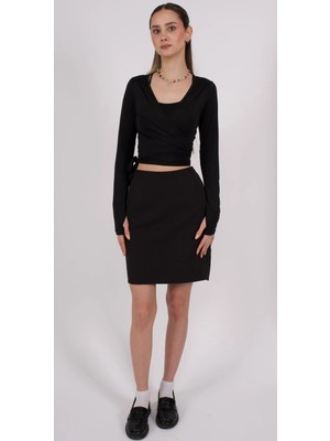 Hafif Likralı Diz Üstü Siyah Kalem Etek