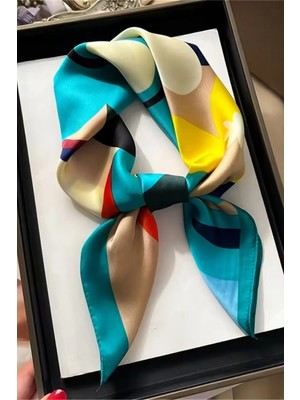 Koni Club Kadın Fular Sulu Boya Efektli Çiçek Desenli