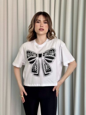 Ergün Collection Oversize Beyaz Baskılı Crop Tişört