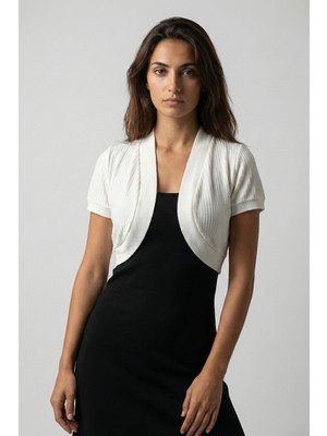 Şiir Samui Kadın Yumuşak Dokulu Penye Kısa Kol Omuz Büzgü Detay Önü Oval Kısa Hırka & Bolero - Ekru