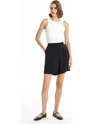 Lc Waikiki Yeni Sezon Kadın Beli Lastikli Düz Şort