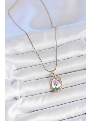 VeraGlobe Buğz 316L Çelik Gold Renk Zincir Mix Renk Mineli Çiçek Işlemeli Zirkon Taş Detaylı Portre Model Kadın Kolye - Buğz