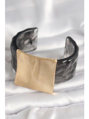 VeraGlobe Buğz Siyah Mermer Desen Akrilik Plastik Gold Kare Plaka Model Vintage Kadın Bilezik - Buğz
