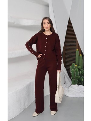 CHWAIN Taş Detaylı Kadın Triko Takım – Zarif ve Modern Şıklık