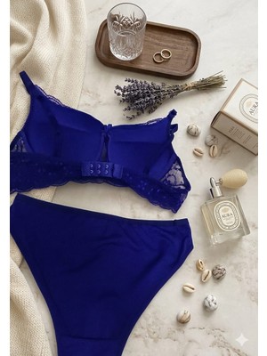 Kadın Dantelli Destekli Sütyen Külot Iç Çamaşırı Takımı