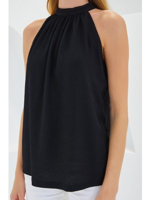 Ne Verelim Size 0489 Halter Yaka Örme Bluz - Siyah