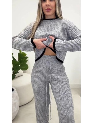 Janes Kadın Uzun Kollu Bisiklet Yaka Kısa Trıko Bluz ve Pantolon Ikili Takım