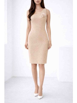 Tek Omuz Çiçek Detaylı Kadın Elbise