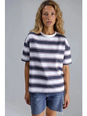 Hiccup Kadın Çizgili Bisiklet Yaka Oversize Tişört Çok Renkli