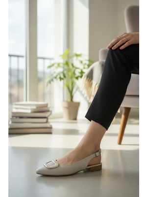 Enoch Kadın Kare Toka Detaylı Slingback Zarif Siyah Babet