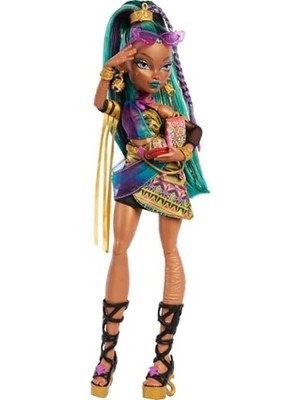 Esranın Dünyası Mumya Elbisesi ile Şık Bebek ve Aksesuar Seti