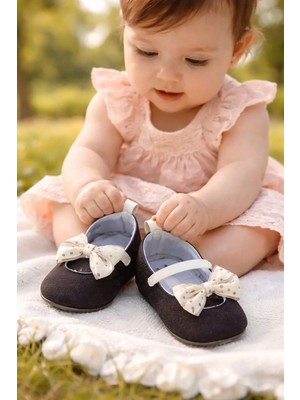 Almira Anne Bebek Kız Bebek Kurdelalı Babet