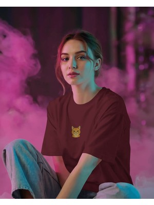 Muhtar Store Sarman Kedi Baskılı Kadın Oversize Tişört – Minimal Turuncu Kedi Tasarım