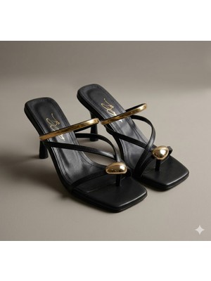 Kindep (Inna) Düğme Detaylı Topuklu Kadın Ayakkabı Siyah