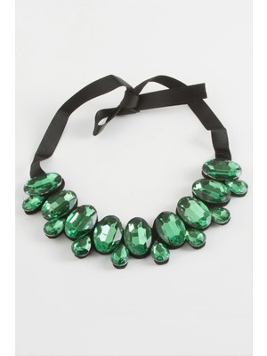 Aesco Oval Taşlı Yaka Kolye