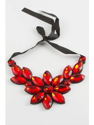 Aesco Çiçek Taşlı Yaka Kolye