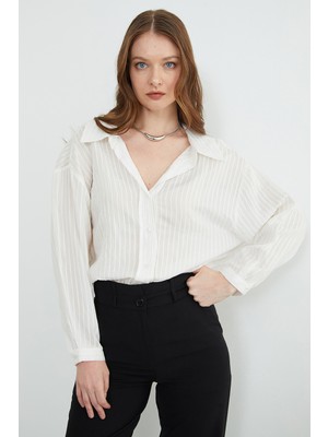 FullaModa Çizgili Jakarlı Salaş Gömlek