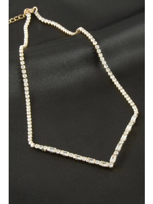 Starseven Üçgen Tamtur Zirkon Taşlı Lüks Kolye 2 mm