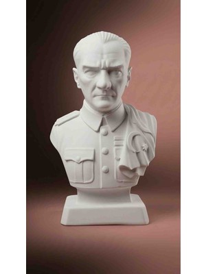 Atatürk Büstü
