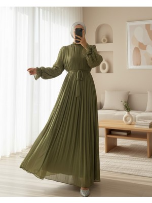 Modamorfo Kolu Lastikli Gül Broşlu Kemerli Janjan Şifon Abiye -Haki