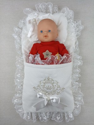 Epilons Yenidoğan Bambu Taç Nakışlı Kundaklı Trilüks 3lü Alt Açma Seti