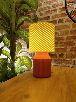 Peace Of Art Helios Spiral Tasarım Modern Abajur – Dekoratif Masa Lambası E27 (30 Cm)